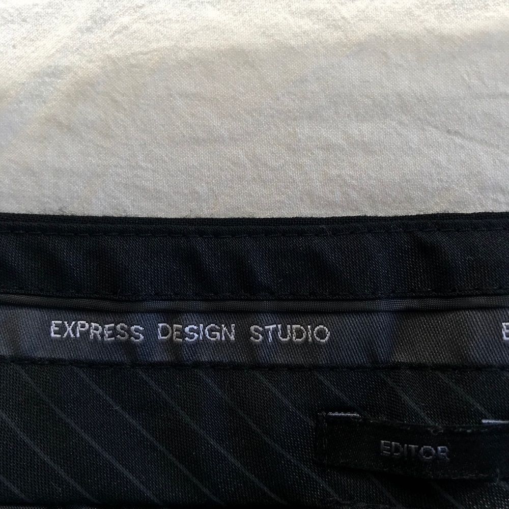 Express Design Studio Editor Shorts - Picture 7 of 8
